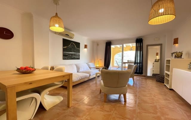 Apartamento de 2 habitaciones en Cumbre del Sol, Benitachell / Benitatxell en venta con piscina garaje - 185.000 € (Ref: 8734577)