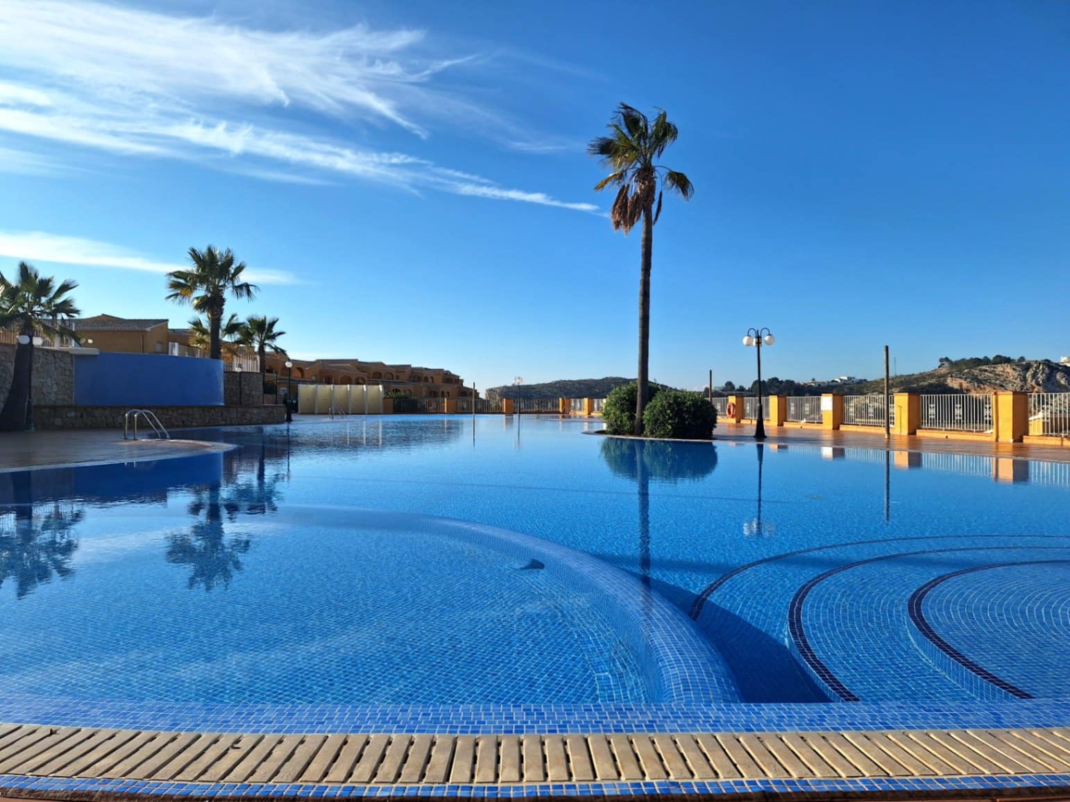 2 chambre Appartement à vendre à Cumbre del Sol avec piscine garage - 185 000 € (Ref: 8734577)