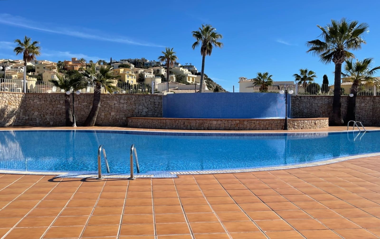 2 chambre Appartement à vendre à Cumbre del Sol avec piscine garage - 185 000 € (Ref: 8734577)