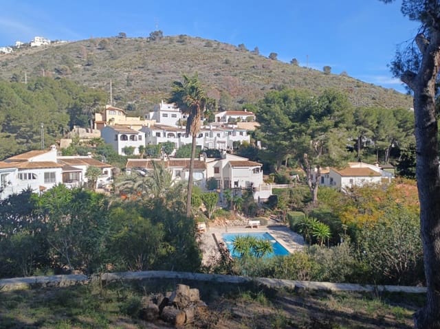 Bouwgrond te koop in Moraira, Teulada-Moraira - € 450.000 (Ref: 8848100)