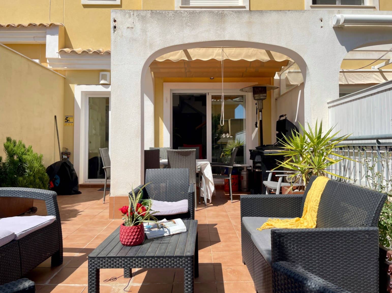 3 quarto Moradia para venda em Calpe / Calp com piscina garagem - 355 000 € (Ref: 8949841)