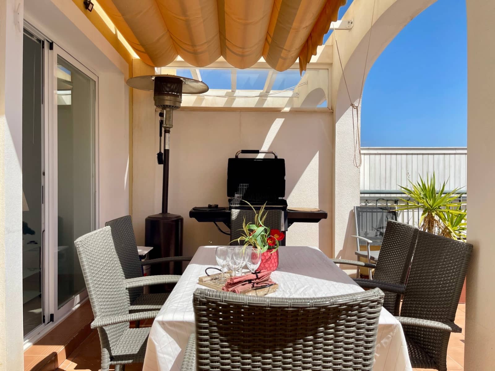 3 quarto Moradia para venda em Calpe / Calp com piscina garagem - 355 000 € (Ref: 8949841)