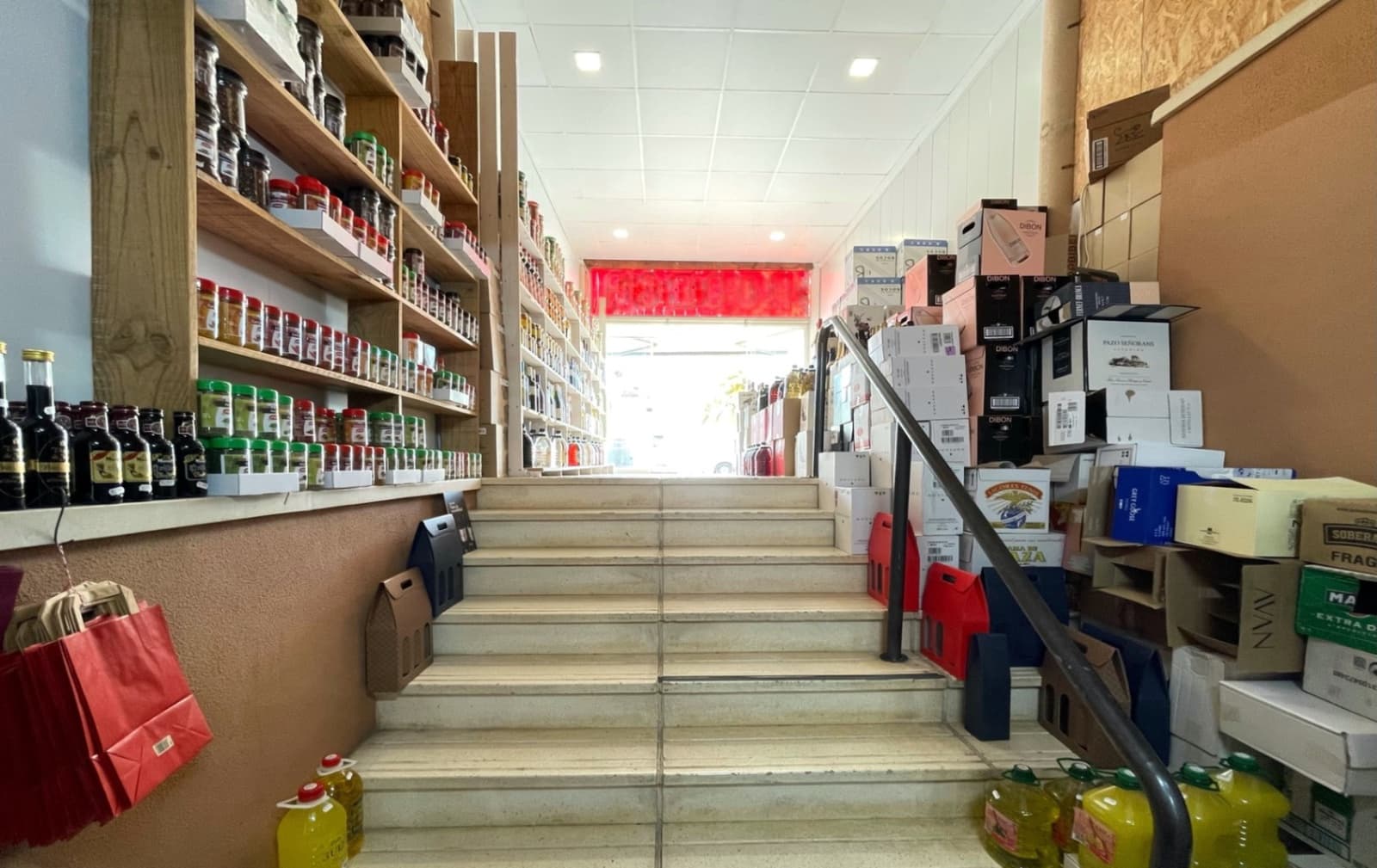 Kommersiell til salgs i Moraira med garasje - € 400 000 (Ref: 8956141)