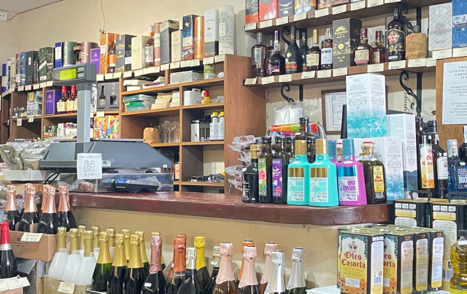 Kommersiell til salgs i Moraira med garasje - € 400 000 (Ref: 8956141)