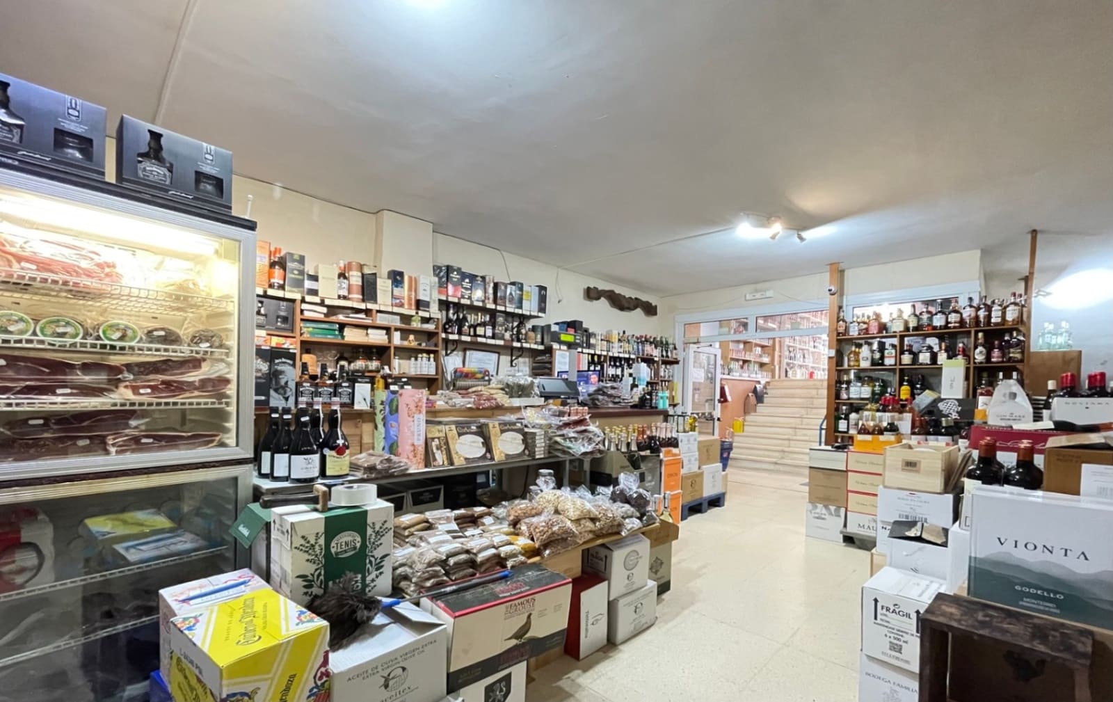 Kommersiell til salgs i Moraira med garasje - € 400 000 (Ref: 8956141)