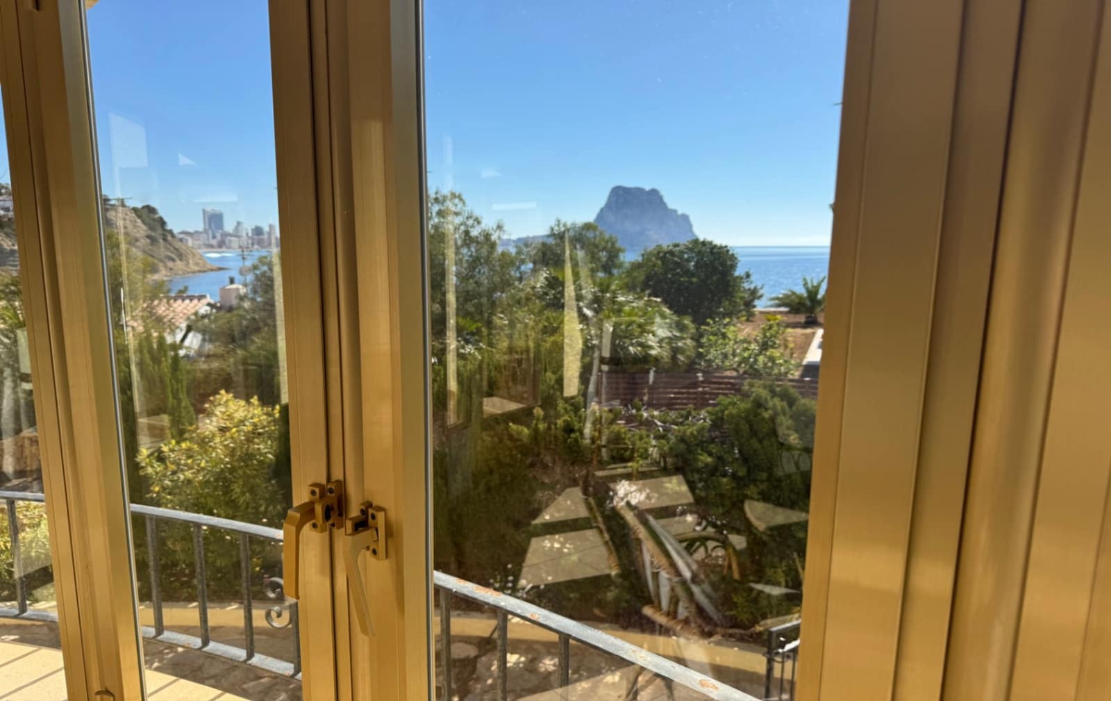 4 slaapkamer Villa te koop in Calpe / Calp - € 900.000 (Ref: 8986257)