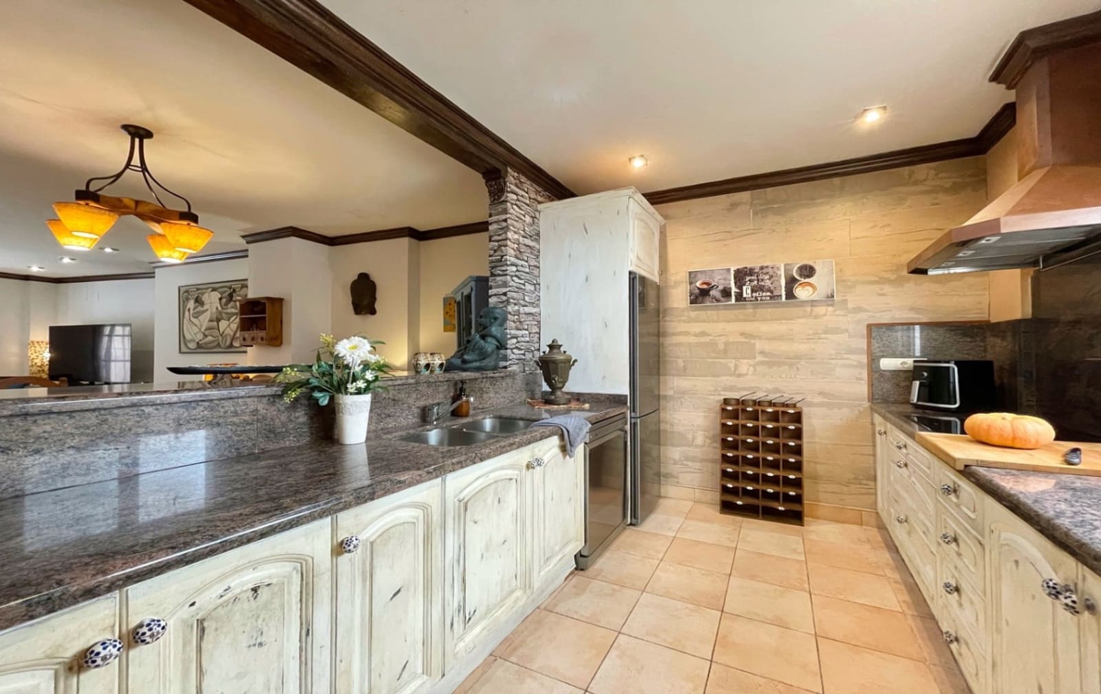 4 soveværelse Villa til salg i Senija - € 320.000 (Ref: 9009839)