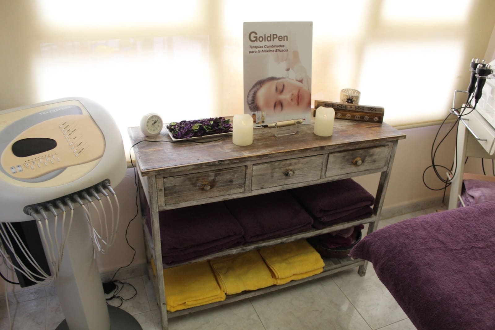 7 bedroom Commercial for sale in Calpe / Calp - € 385,000 (Ref: 9296279)