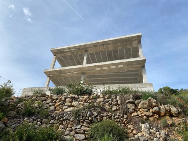 3 sypialnia Willa na sprzedaż w Alcalalí / Alcanalí z basenem garażem - 630 000 € (Ref: 9345285)