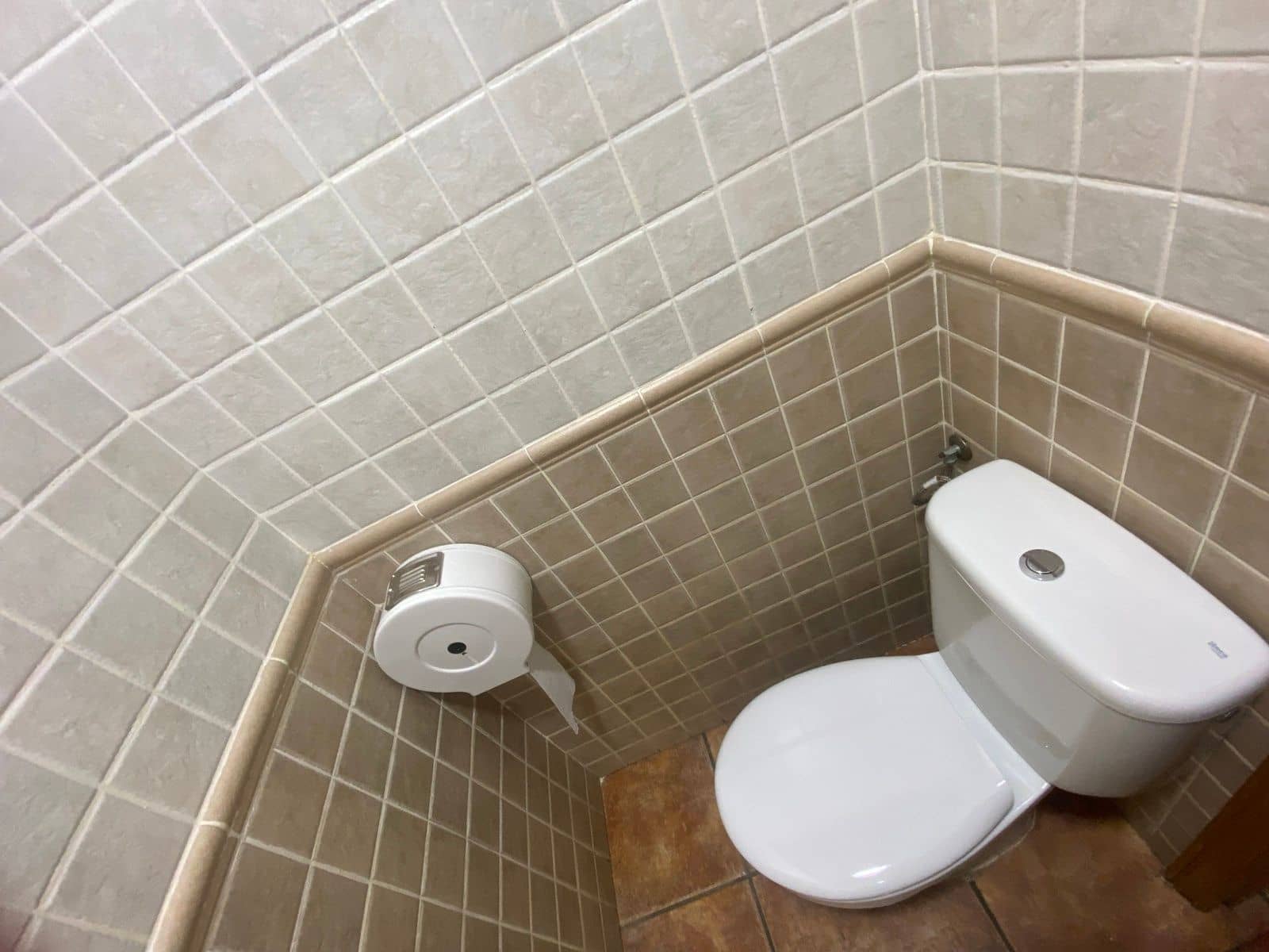 Commercial for sale in Moraira - € 150,000 (Ref: 9405773)