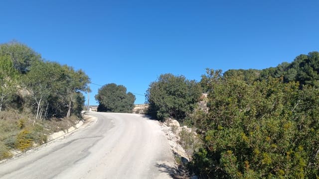 Byggegrund til salg i Teulada Pueblo, Teulada-Moraira - € 400.000 (Ref: 9547137)