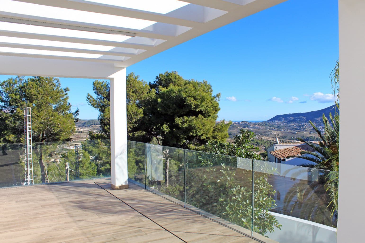 3 makuuhuone Huvila myytävänä paikassa Moraira mukana uima-altaan 
autotalli - 2 250 000 € (Ref: 9597165)