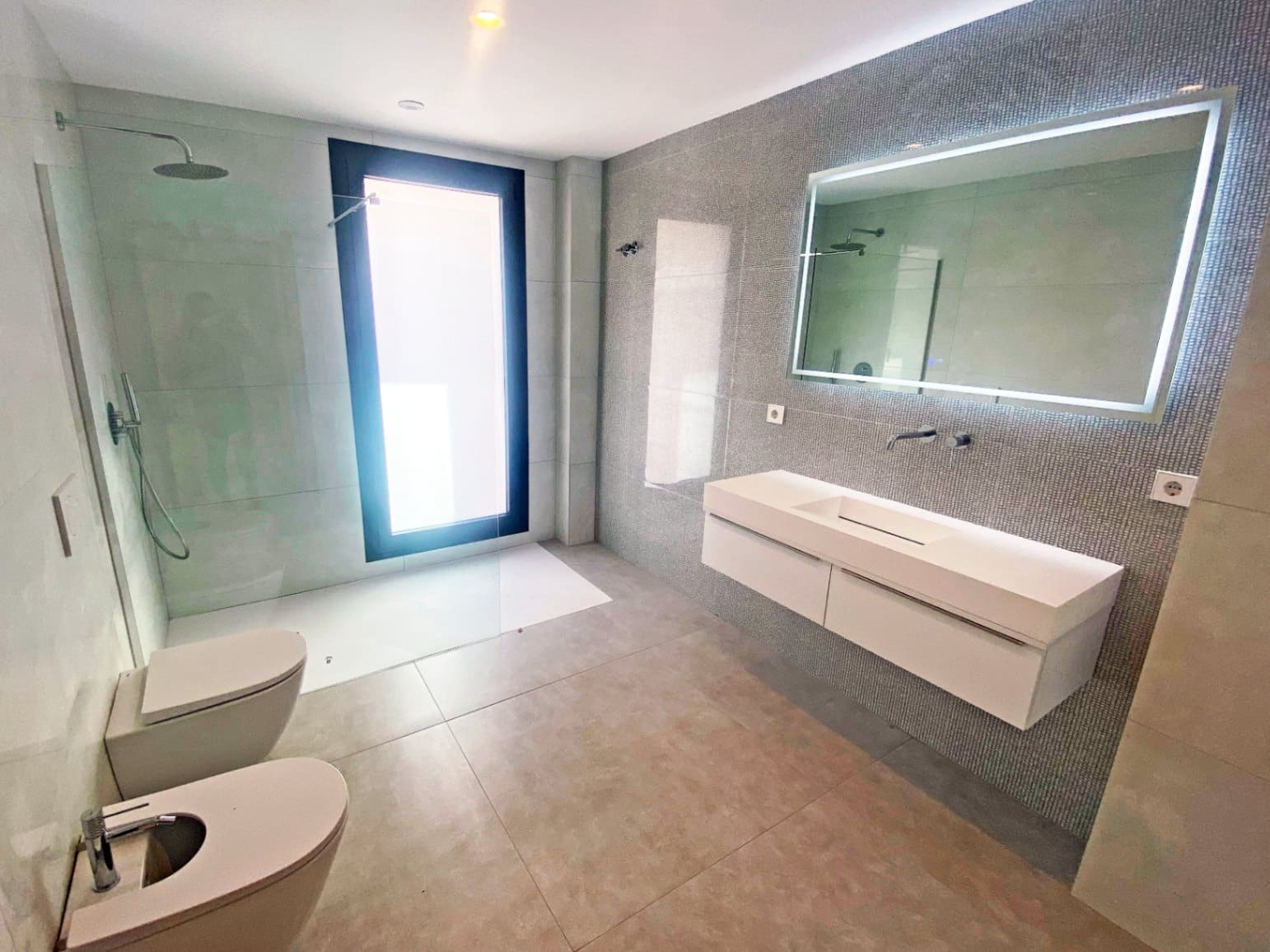 3 makuuhuone Huvila myytävänä paikassa Moraira mukana uima-altaan 
autotalli - 2 250 000 € (Ref: 9597165)