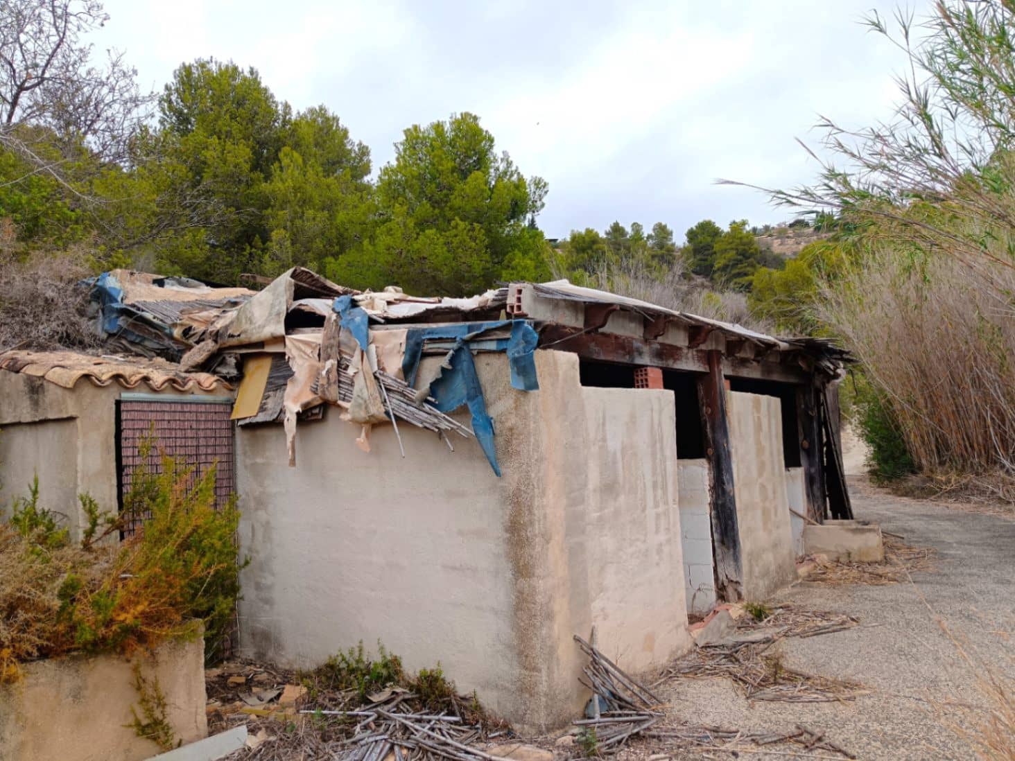 Finca/Country House for sale in Benissa - € 135,000 (Ref: 9614098)