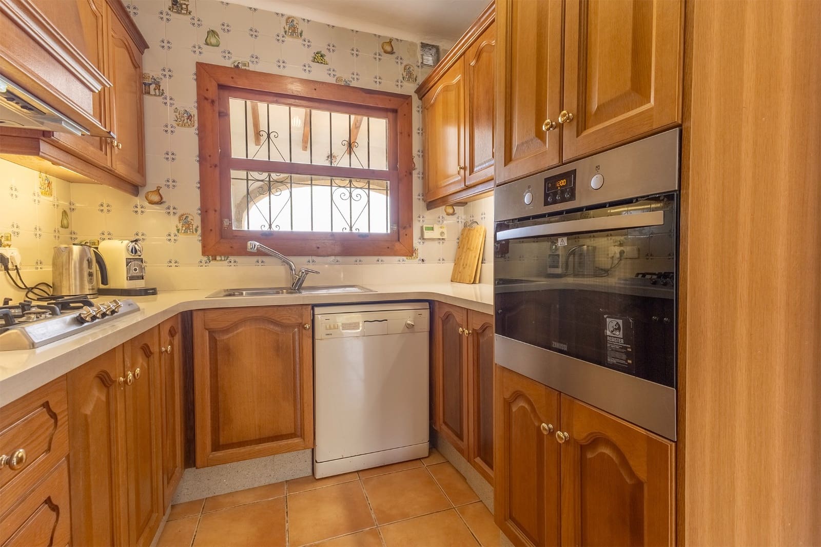 4 bedroom Villa for sale in Javea / Xabia with pool - € 650,000 (Ref: 9723880)