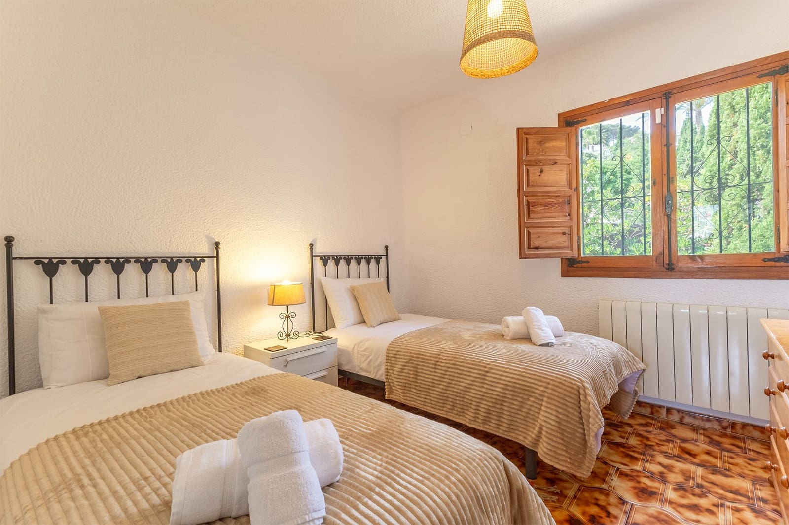 4 bedroom Villa for sale in Javea / Xabia with pool - € 650,000 (Ref: 9723880)