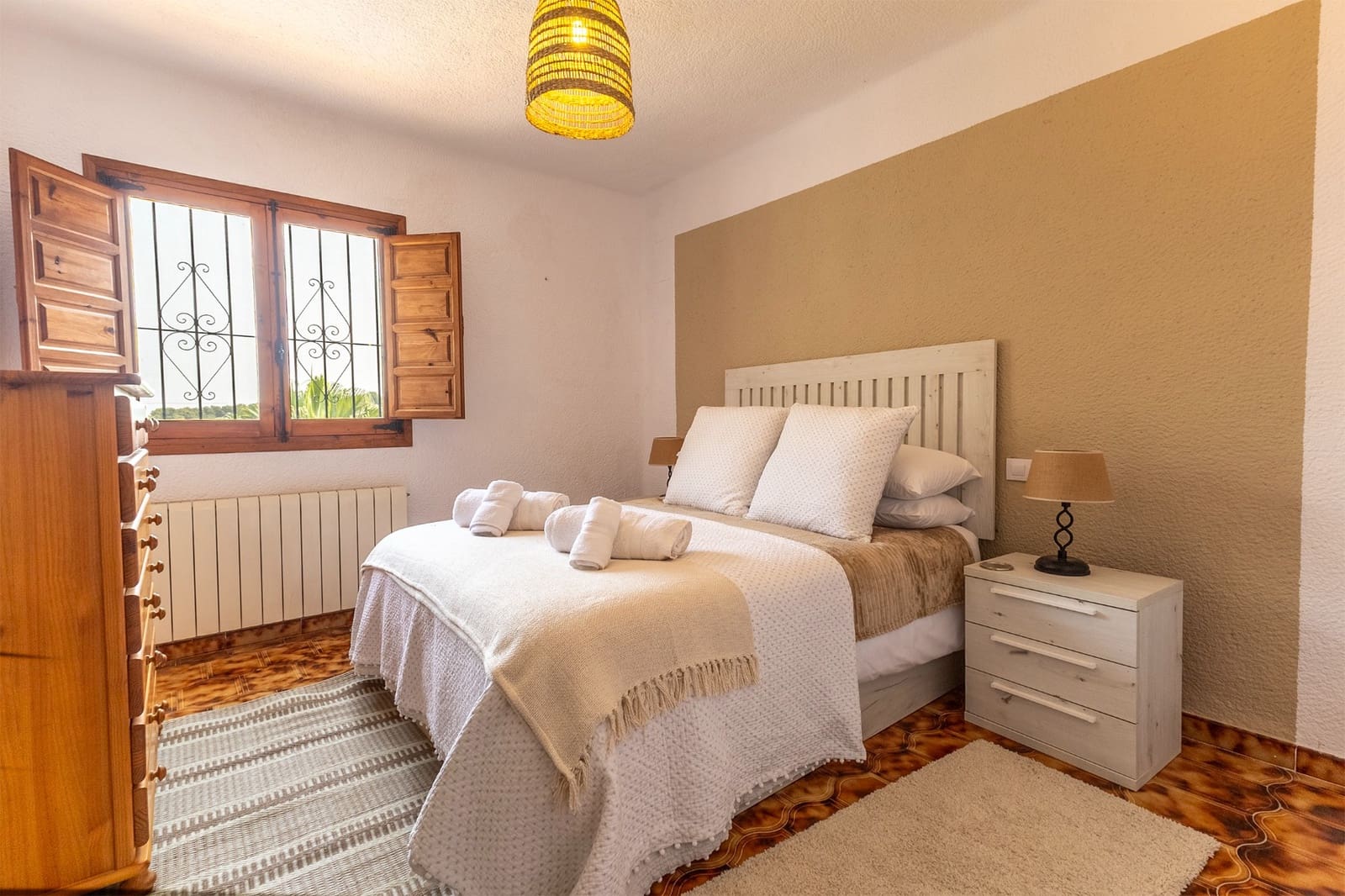 4 bedroom Villa for sale in Javea / Xabia with pool - € 650,000 (Ref: 9723880)