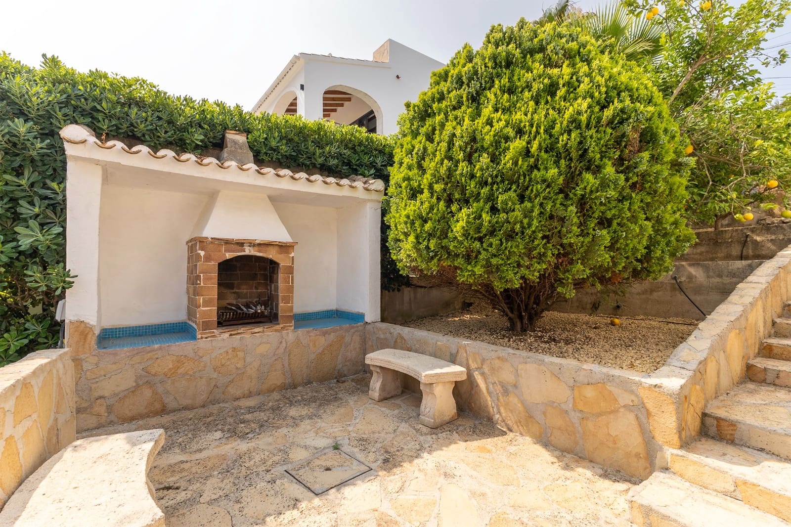 4 bedroom Villa for sale in Javea / Xabia with pool - € 650,000 (Ref: 9723880)