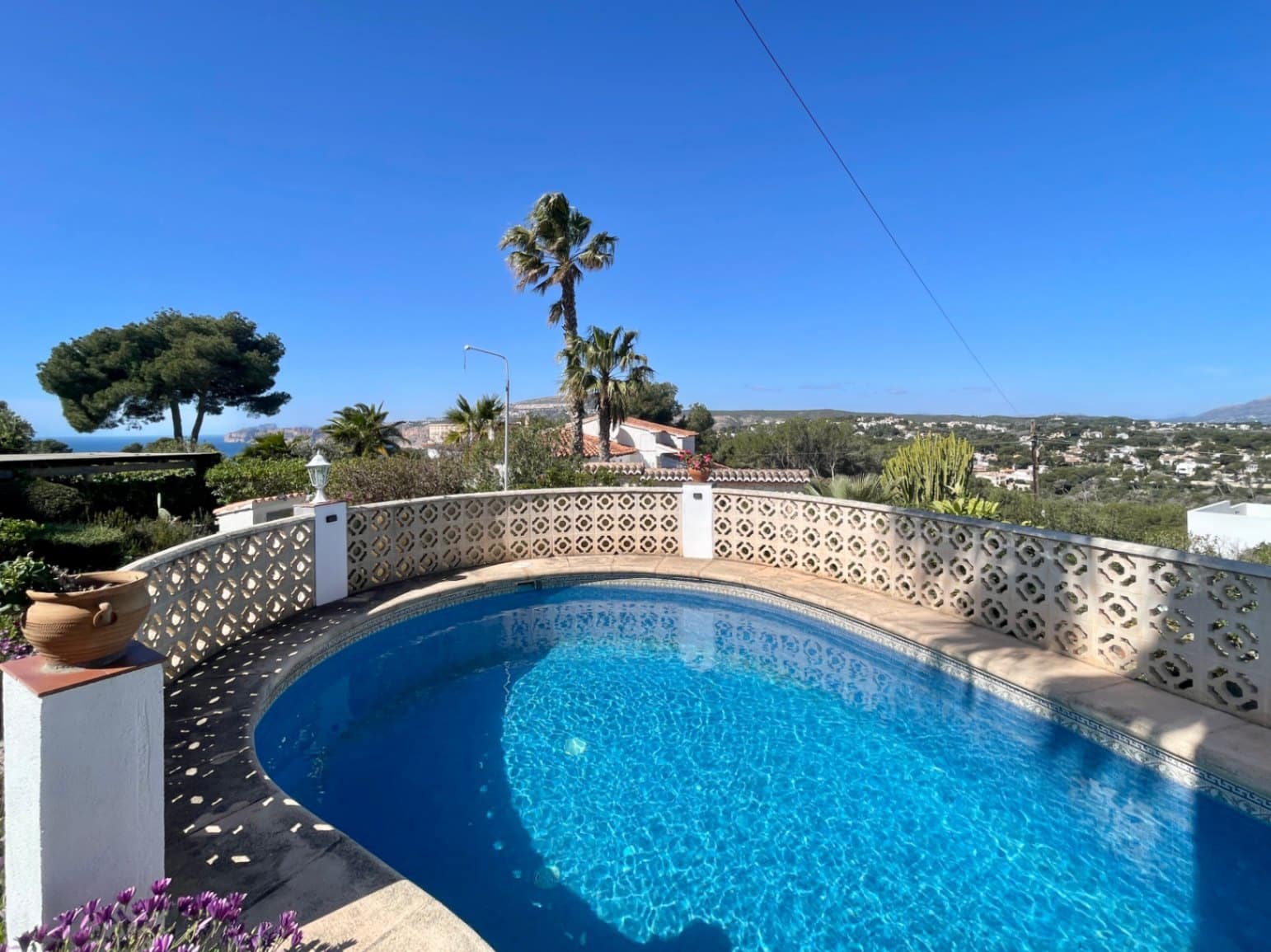2 sovrum Villa till salu i Javea / Xabia med pool garage - 995 000 € (Ref: 9776947)
