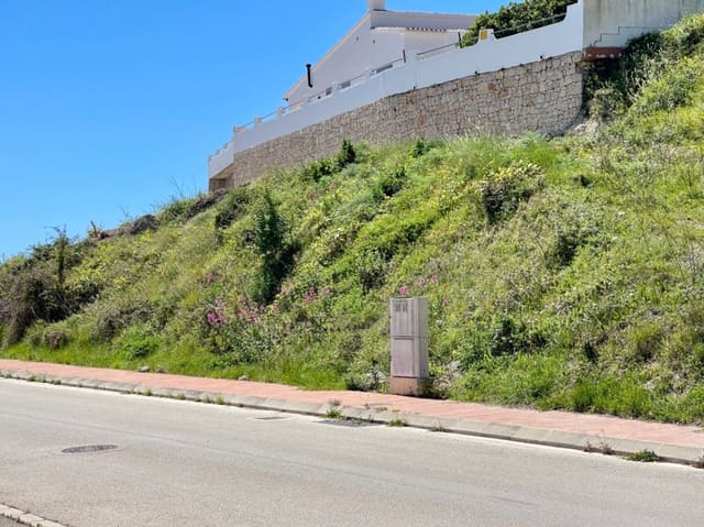 Building Plot for sale in Benissa - € 130,000 (Ref: 9781409)