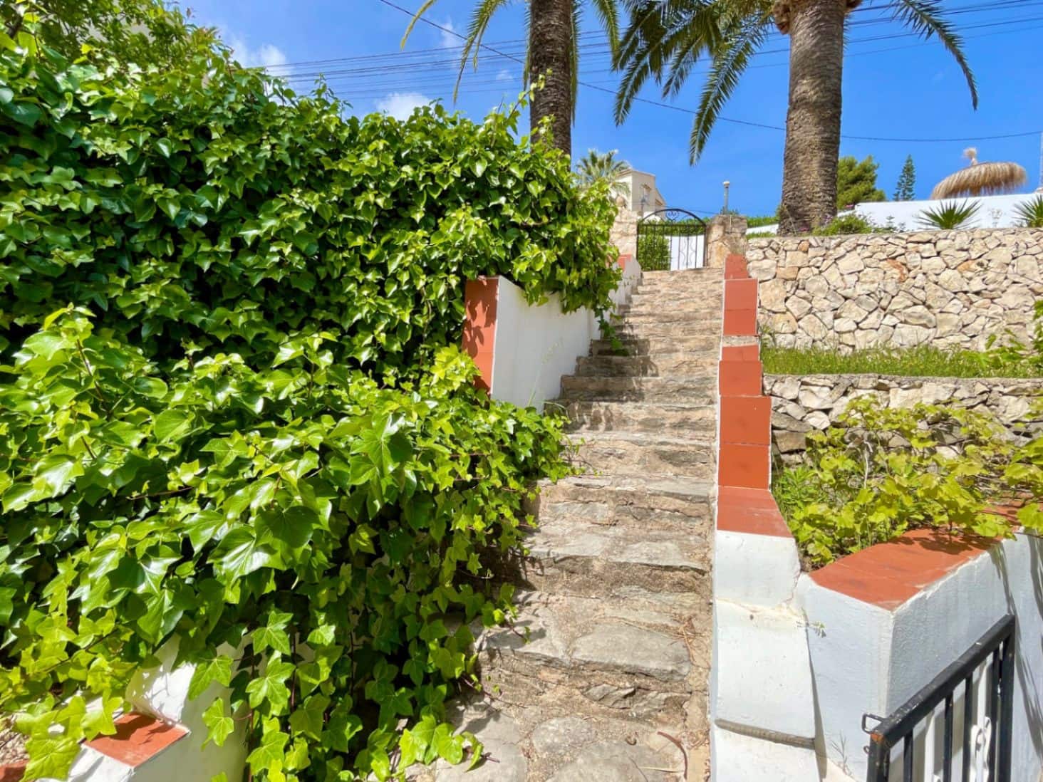 4 quarto Moradia para venda em Benissa com piscina garagem - 550 000 € (Ref: 9795525)