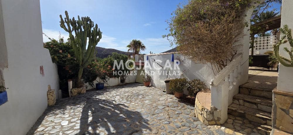 4 bedroom Villa for sale in Mojacar with pool garage - € 349,950 (Ref: 10078826)