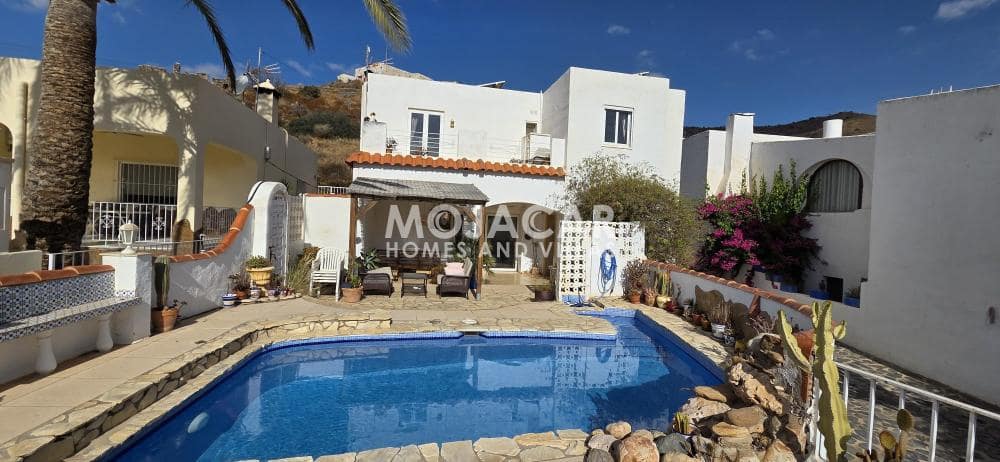 4 bedroom Villa for sale in Mojacar with pool garage - € 349,950 (Ref: 10078826)