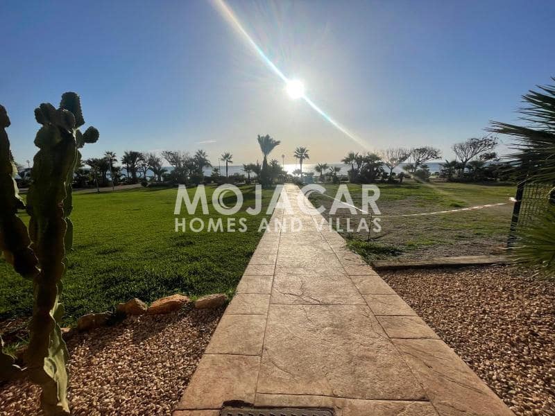 2 slaapkamer Strandappartement te koop in Mojacar met zwembad garage - € 195.000 (Ref: 10078908)