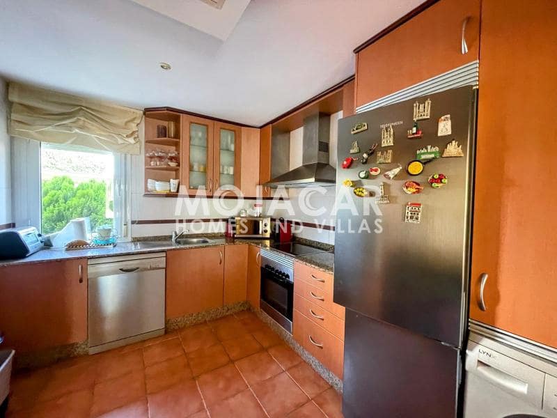 3 makuuhuone Paritalo myytävänä paikassa Vera mukana uima-altaan 
autotalli - 249 000 € (Ref: 10078967)