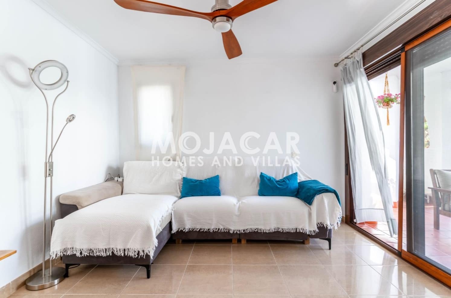 Dom blizniak na sprzedaż w Vera z garażem - 325 000 € (Ref: 9015076)