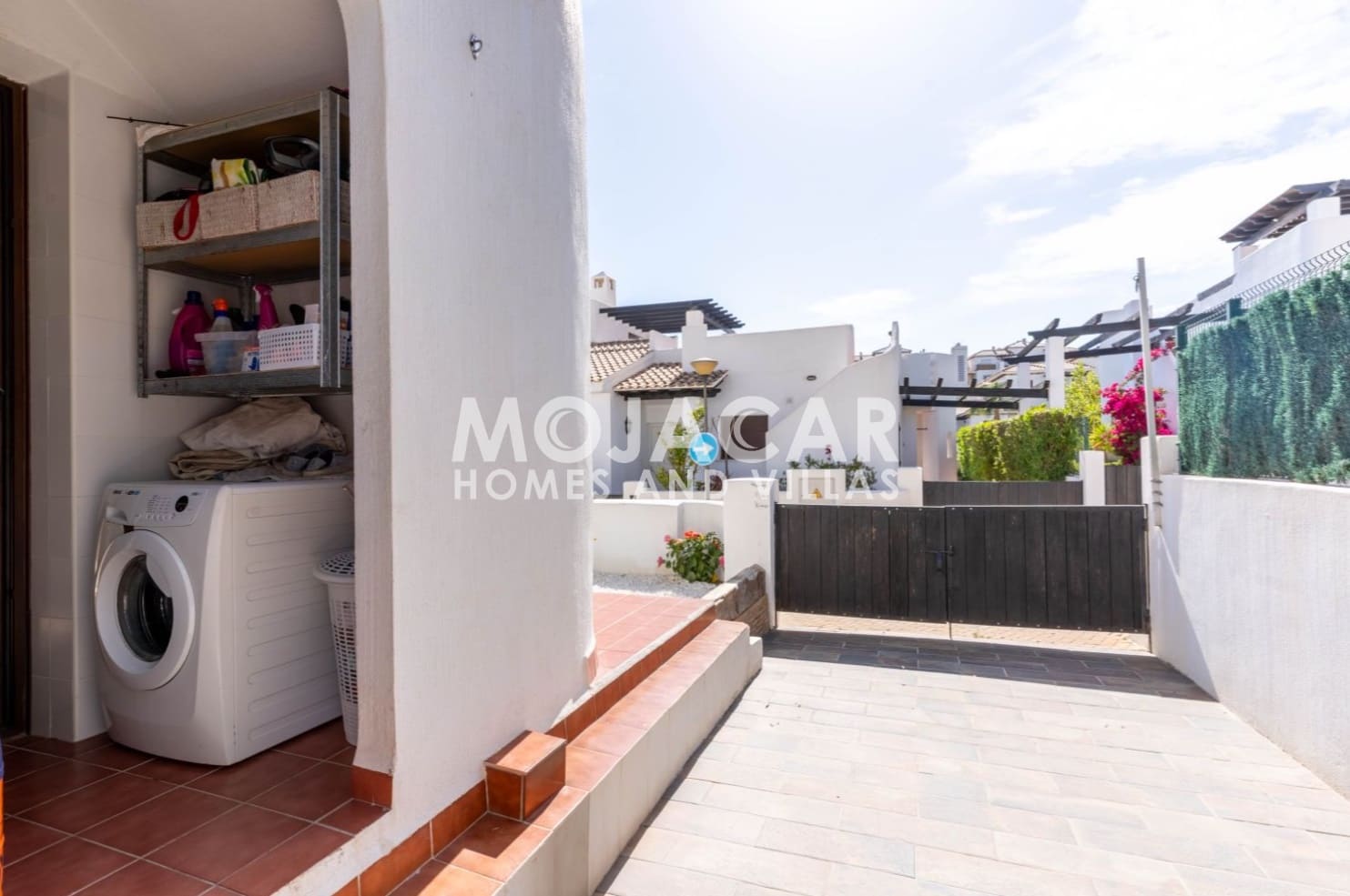 Dom blizniak na sprzedaż w Vera z garażem - 325 000 € (Ref: 9015076)