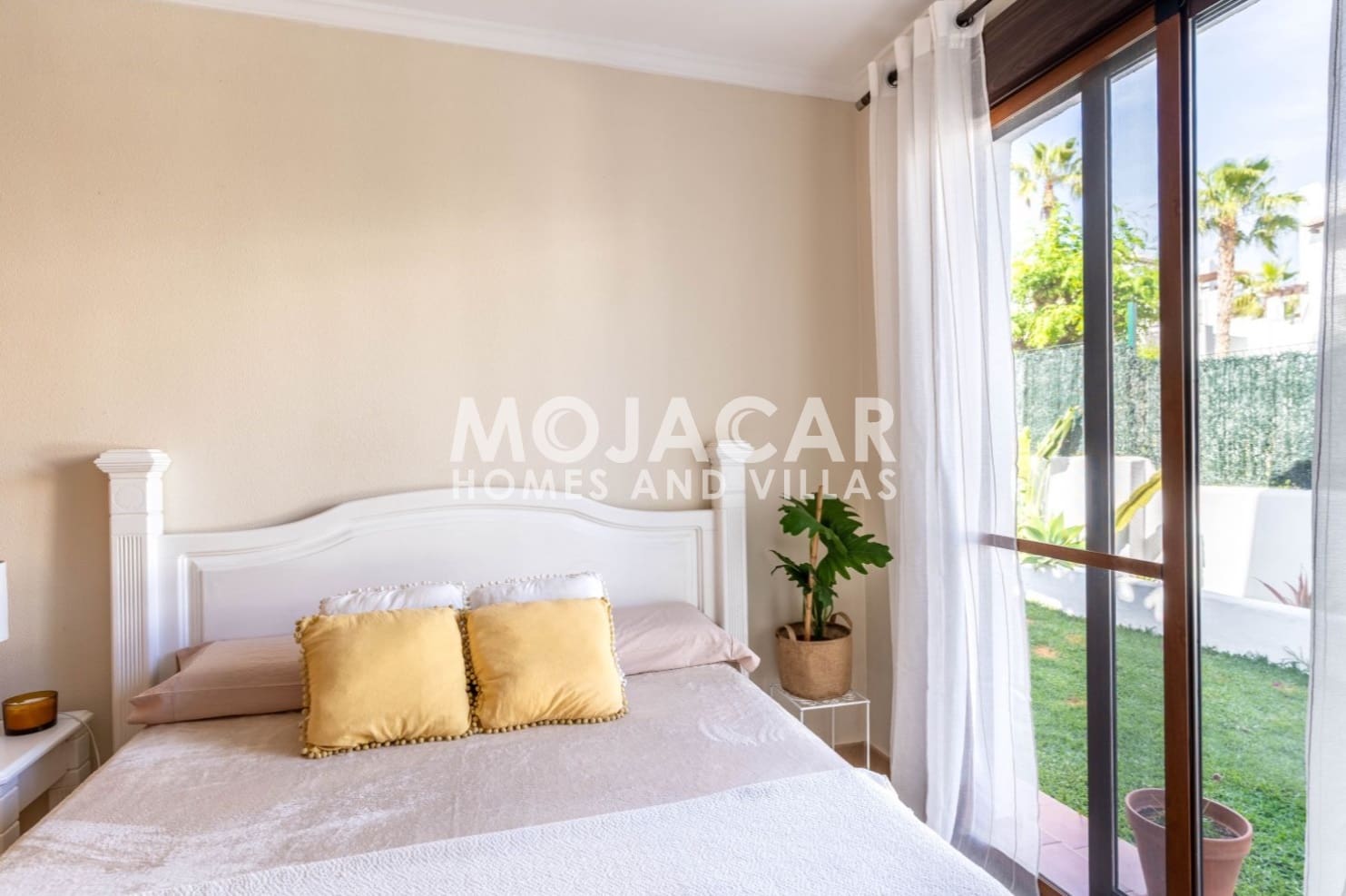 Dom blizniak na sprzedaż w Vera z garażem - 325 000 € (Ref: 9015076)