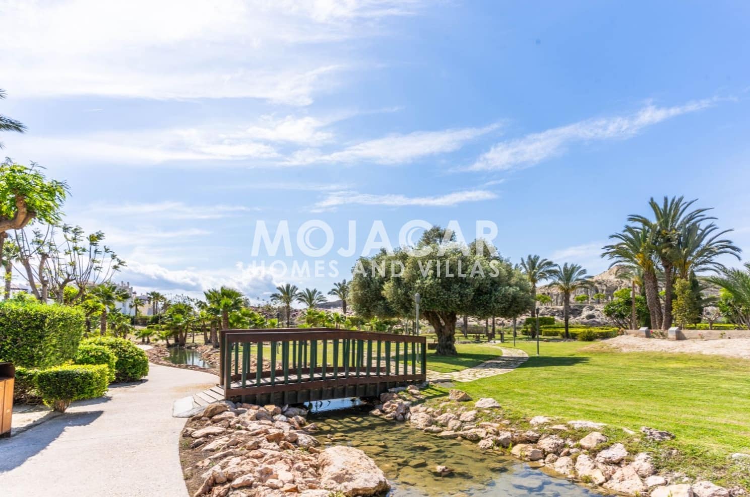 Dom blizniak na sprzedaż w Vera z garażem - 325 000 € (Ref: 9015076)