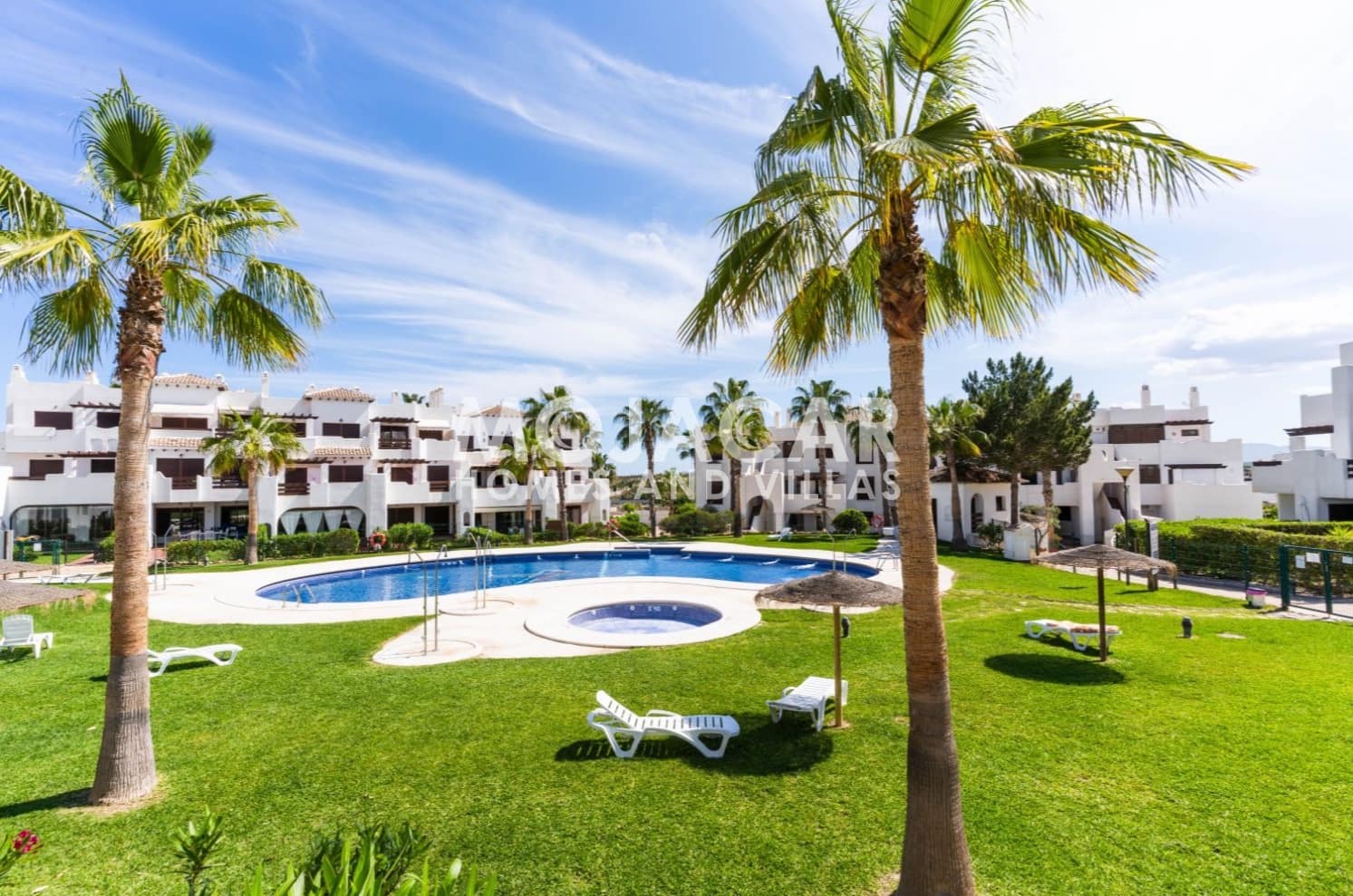 Dom blizniak na sprzedaż w Vera z garażem - 325 000 € (Ref: 9015076)