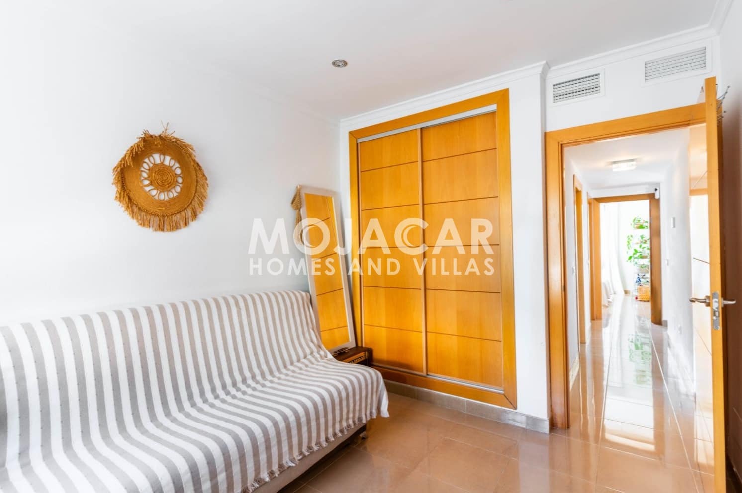 Dom blizniak na sprzedaż w Vera z garażem - 325 000 € (Ref: 9015076)