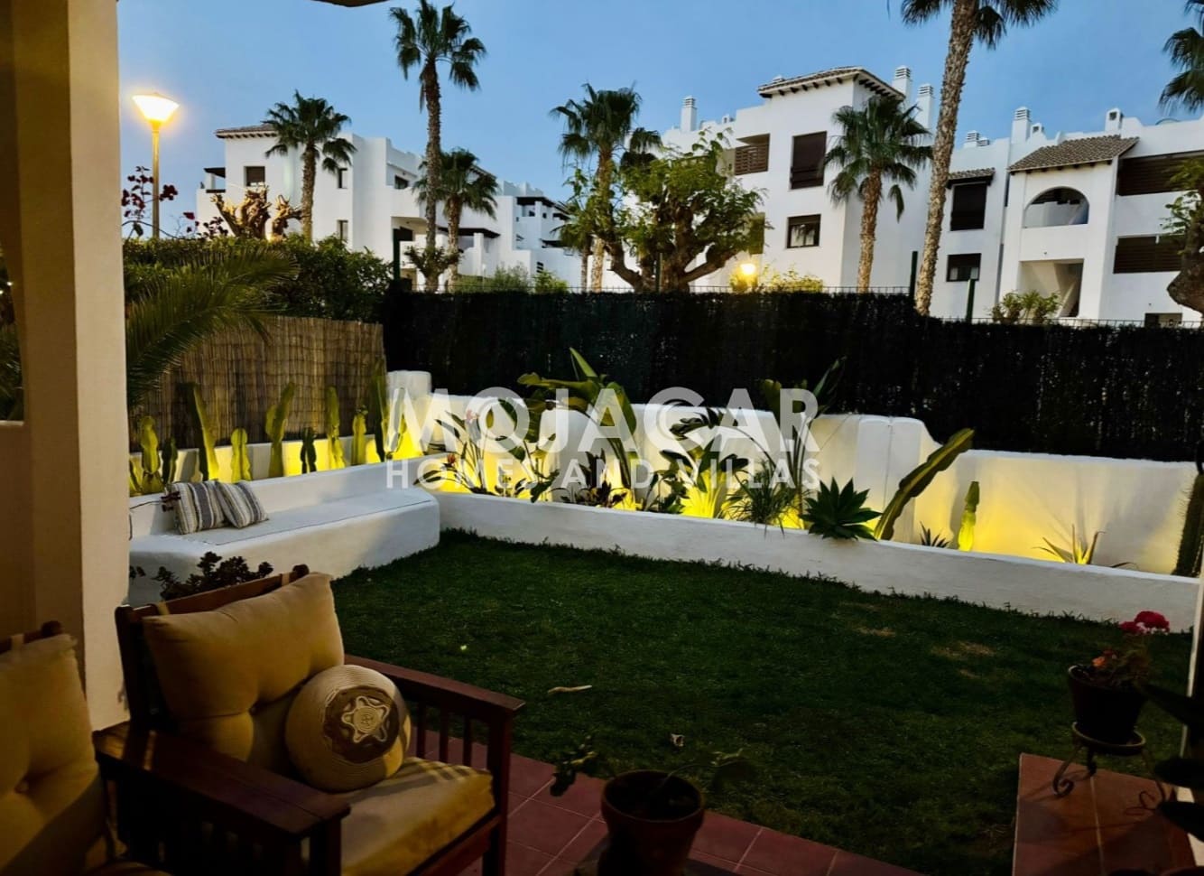 Dom blizniak na sprzedaż w Vera z garażem - 325 000 € (Ref: 9015076)