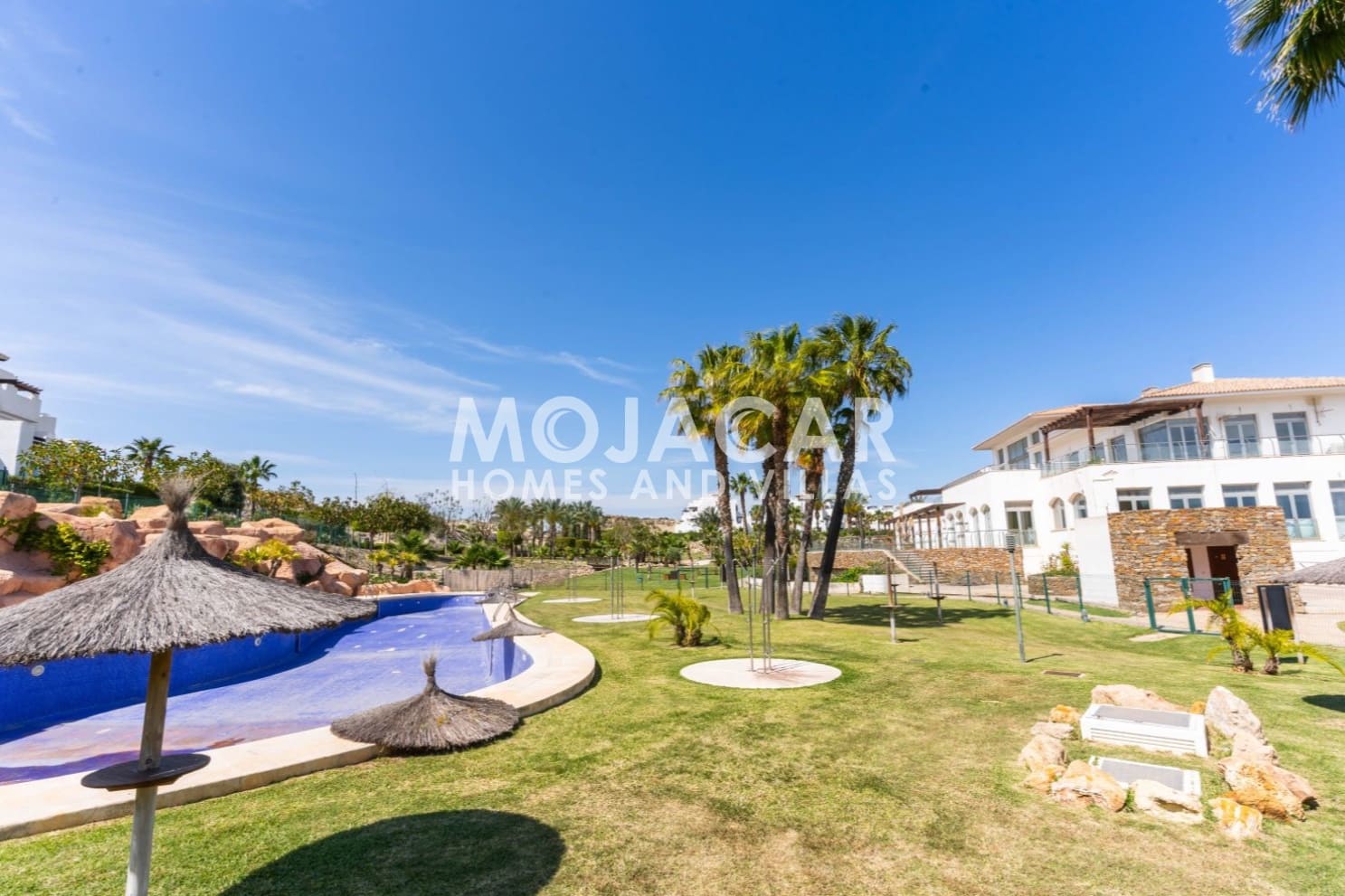 Dom blizniak na sprzedaż w Vera z garażem - 325 000 € (Ref: 9015076)