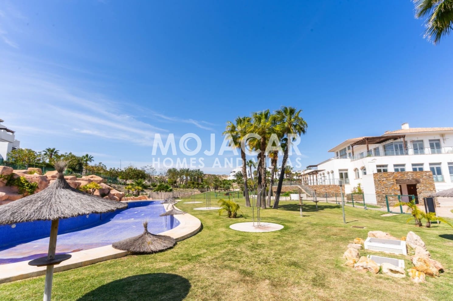 Dom blizniak na sprzedaż w Vera z garażem - 325 000 € (Ref: 9015076)