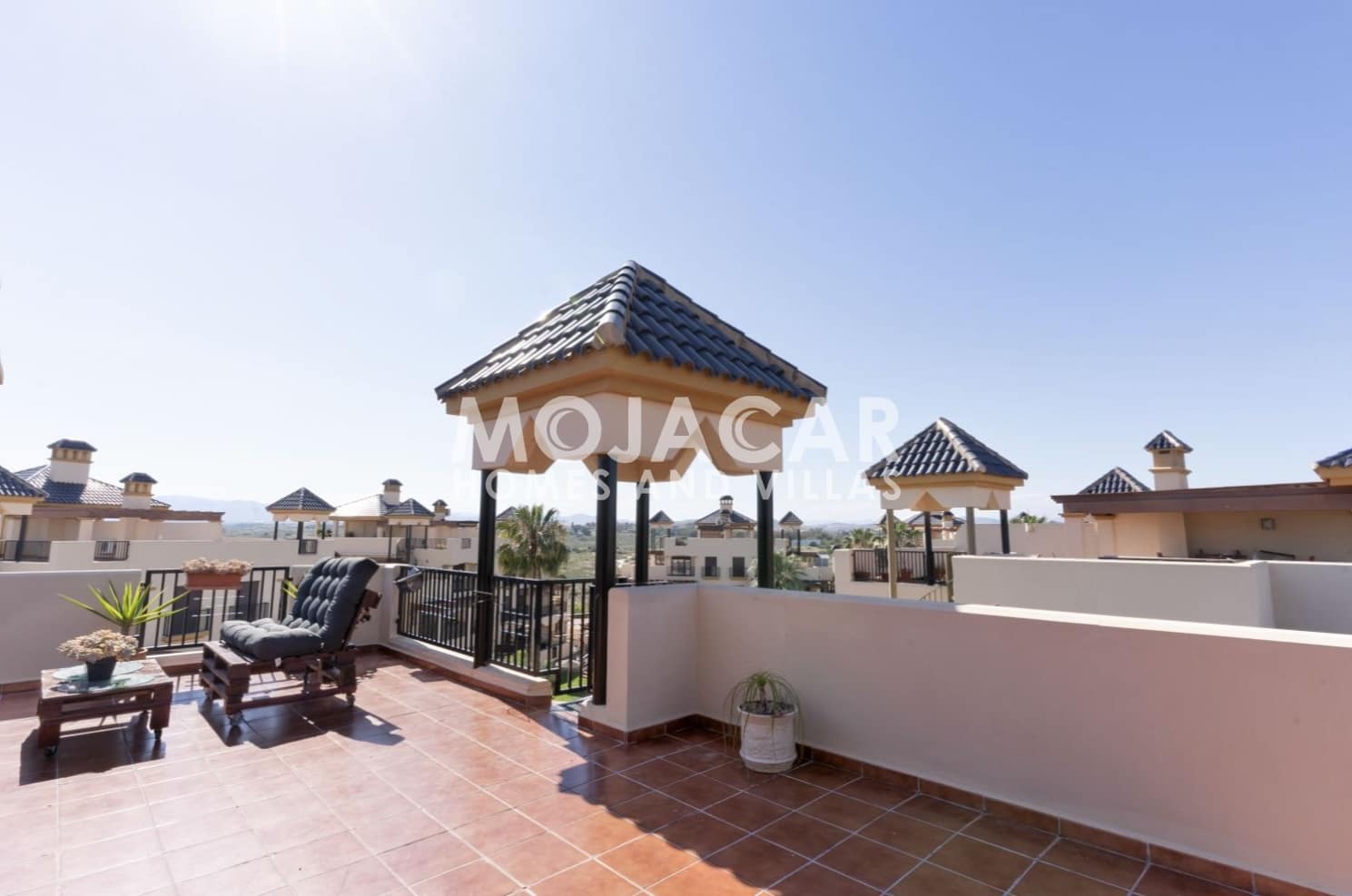 2 soverom Leilighet til salgs i Vera med svømmebasseng garasje - € 240 000 (Ref: 9176676)