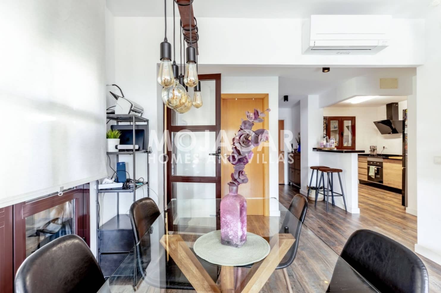 2 soverom Leilighet til salgs i Vera med svømmebasseng garasje - € 240 000 (Ref: 9176676)