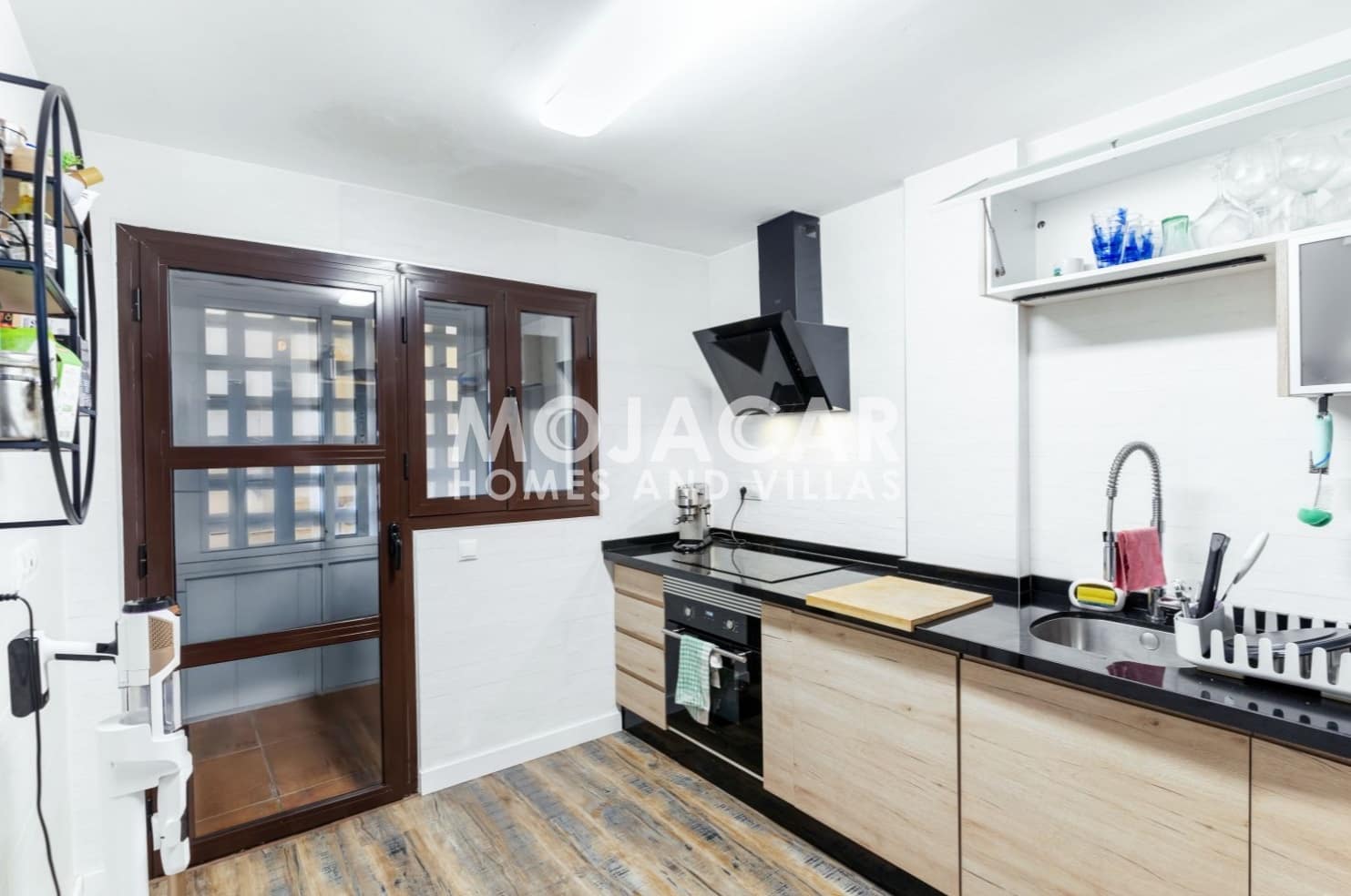 2 soverom Leilighet til salgs i Vera med svømmebasseng garasje - € 240 000 (Ref: 9176676)