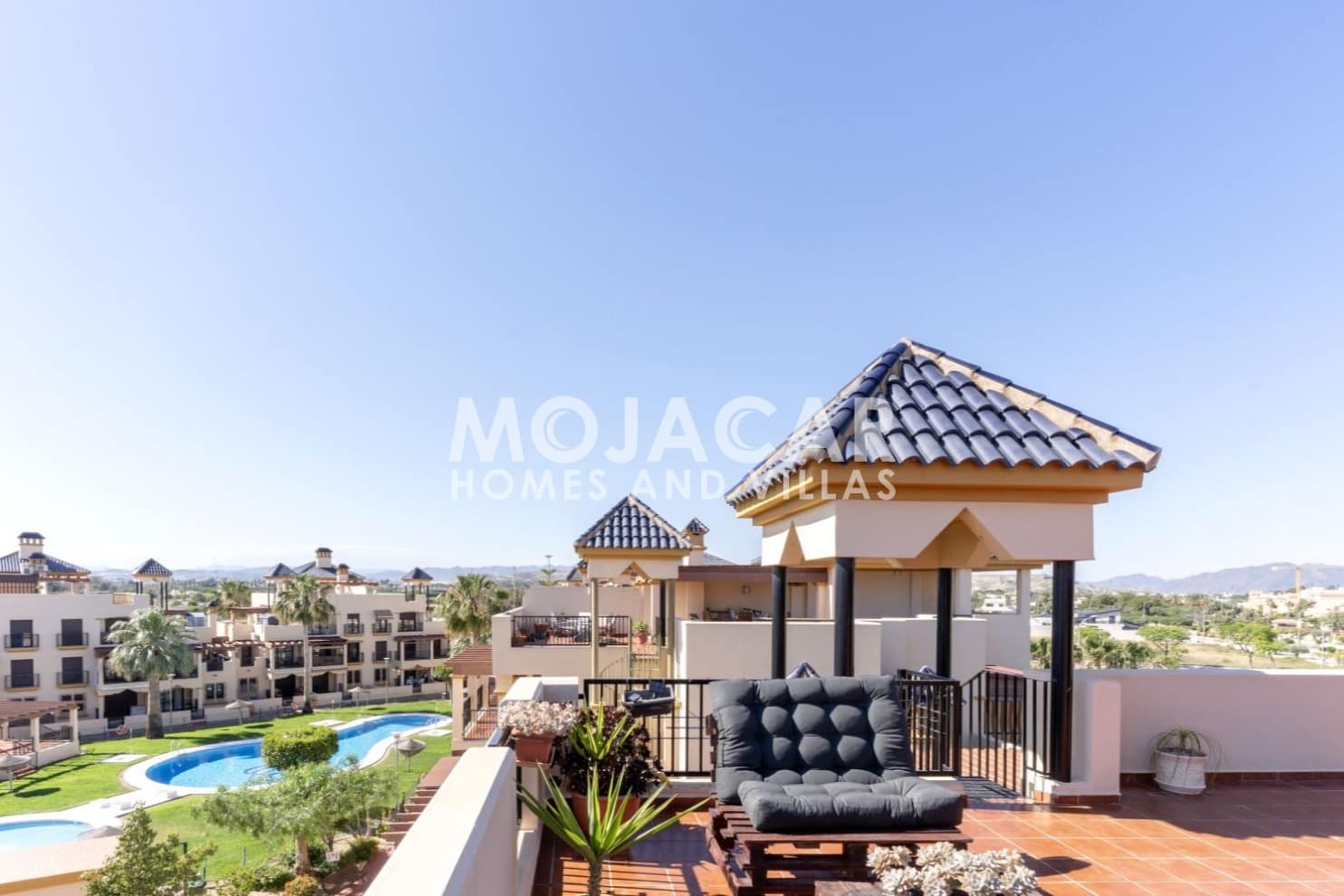 2 soverom Leilighet til salgs i Vera med svømmebasseng garasje - € 240 000 (Ref: 9176676)