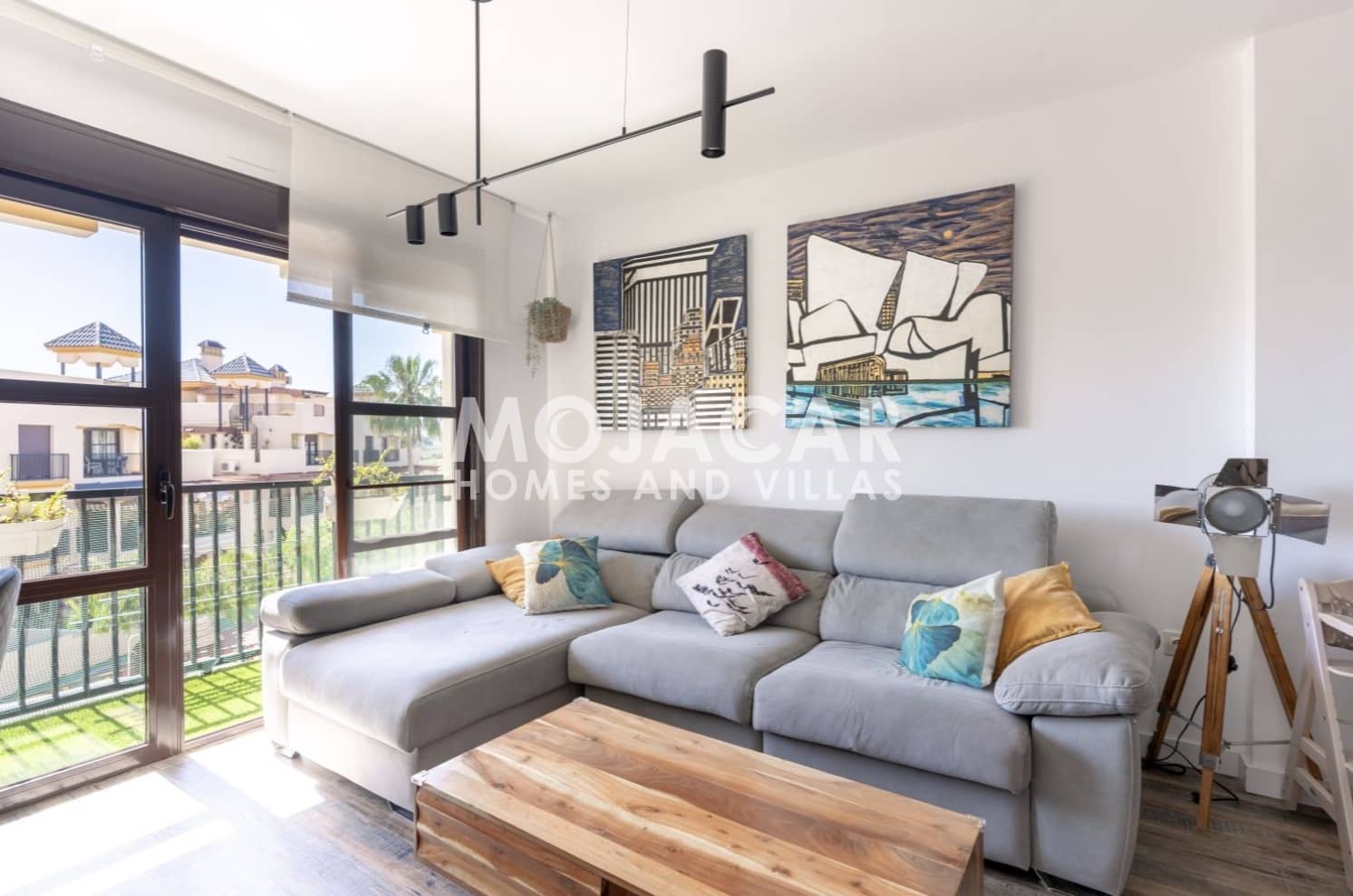 2 soverom Leilighet til salgs i Vera med svømmebasseng garasje - € 240 000 (Ref: 9176676)