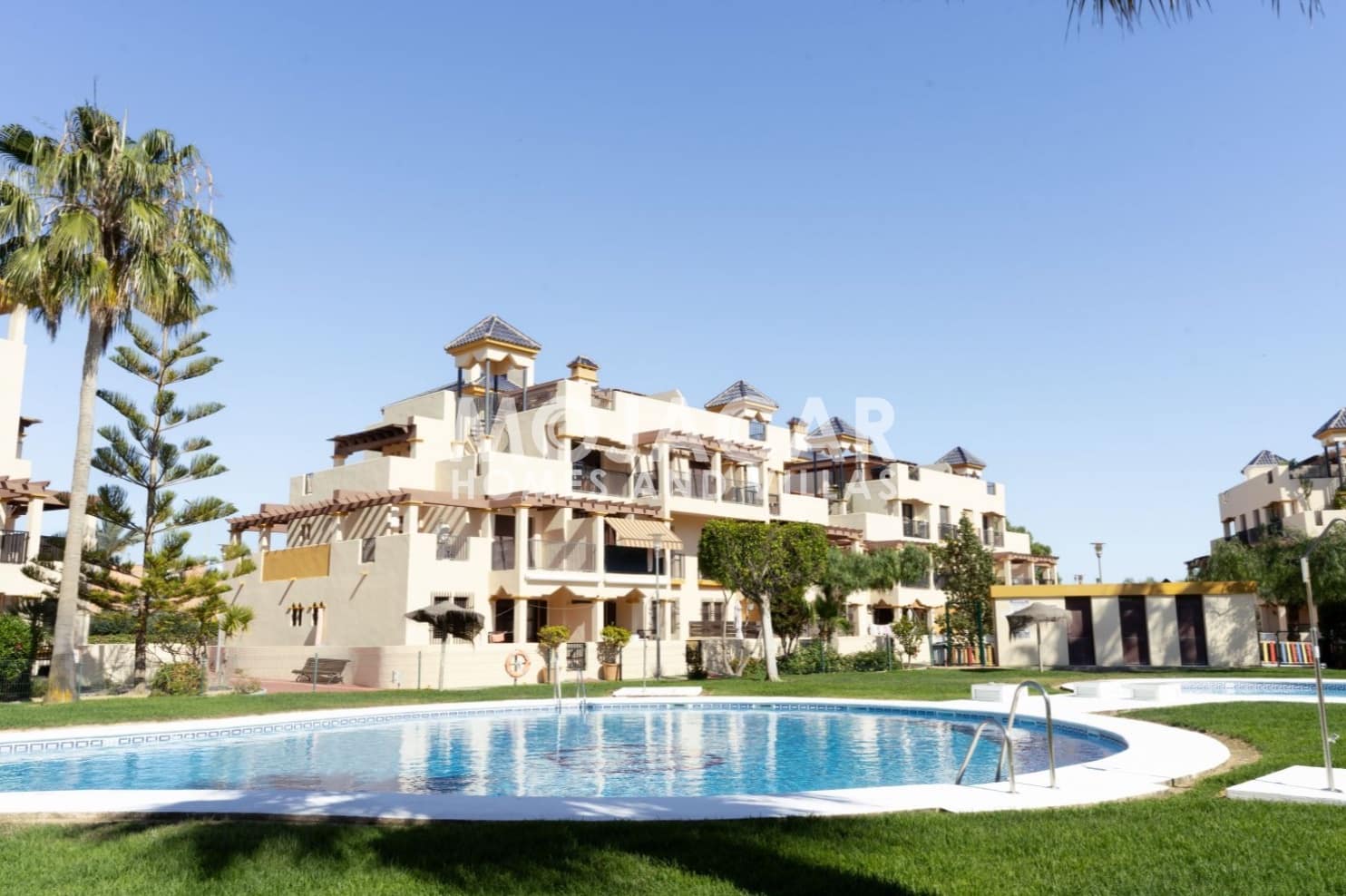 2 soverom Leilighet til salgs i Vera med svømmebasseng garasje - € 240 000 (Ref: 9176676)