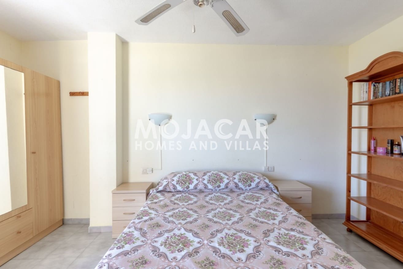 4 soveværelse Lejlighed til salg i Garrucha - € 309.000 (Ref: 9216030)