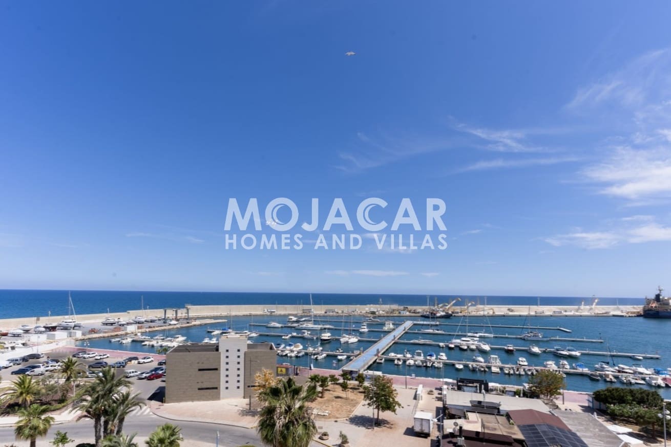 4 soveværelse Lejlighed til salg i Garrucha - € 309.000 (Ref: 9216030)