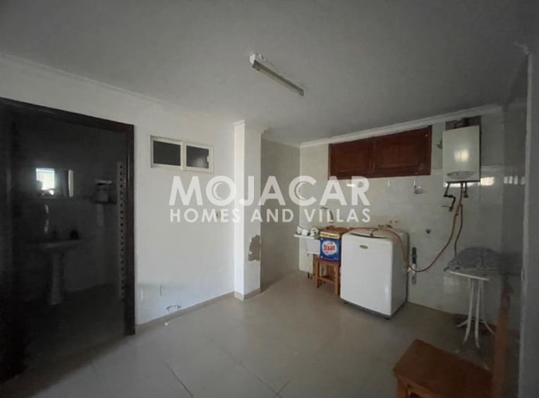 7 soveværelse Finca/Landehus til salg i Turre med garage - € 215.000 (Ref: 9330995)