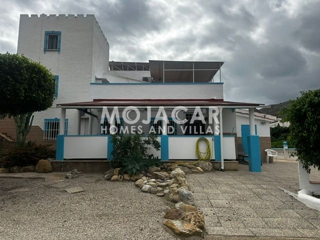 10 sypialnia Finka/Dom wiejski na sprzedaż w Mojacar z basenem garażem - 699 000 € (Ref: 9363119)