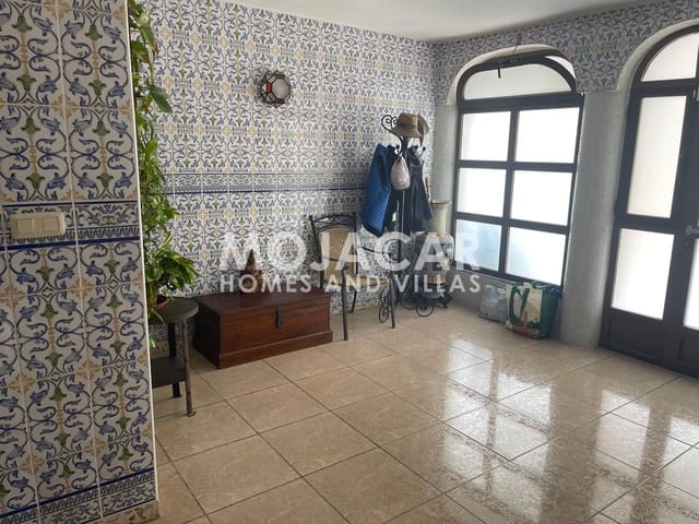 10 soveværelse Finca/Landehus til salg i Mojácar med swimmingpool garage - € 699.000 (Ref: 9363119)