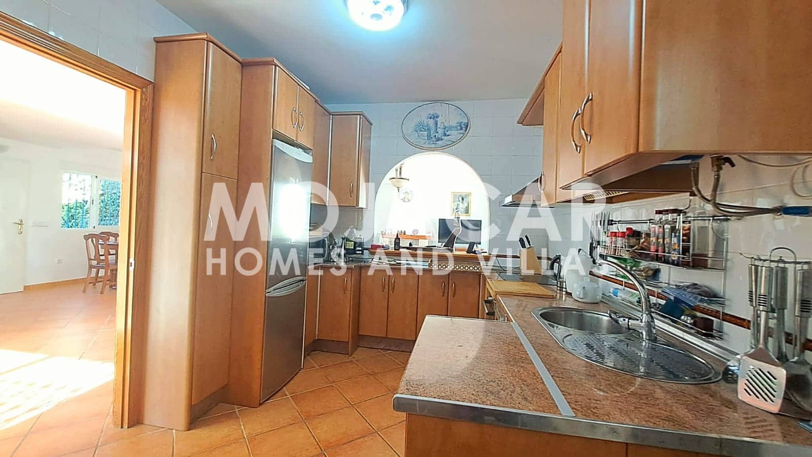 4 slaapkamer Villa voor vakantieverhuur in Mojacar met zwembad garage - € 980 (Ref: 9383188)